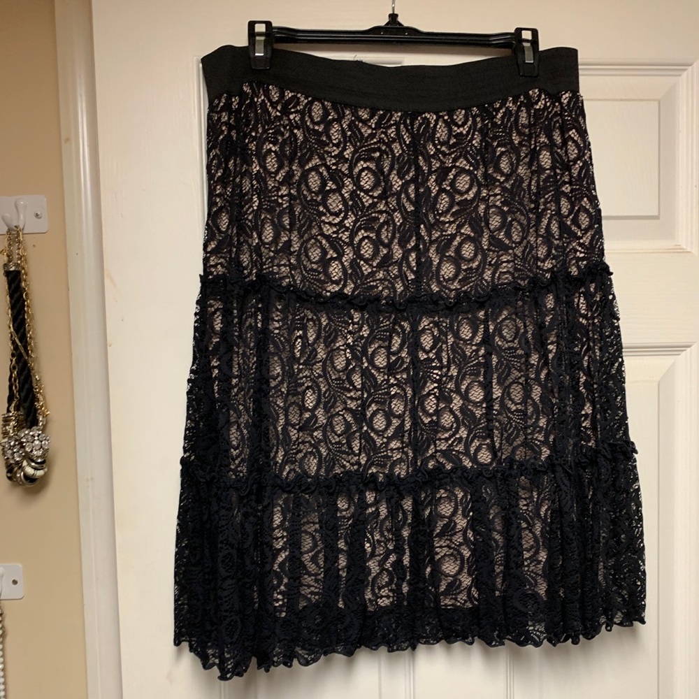 Black lace skirt size L